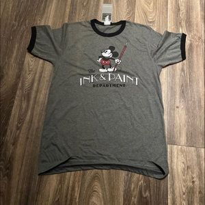 Mickey Ink and paint tee size large